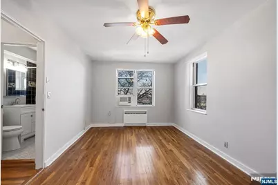 8300 Boulevard East 4D #4D, North Bergen, NJ 07047 - Photo 17