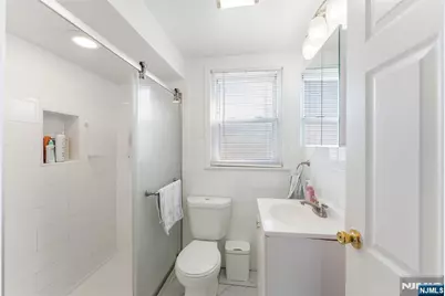 32 Arlington, North Arlington, NJ 07031 - Photo 15