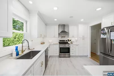 45 Ravine Avenue, Wyckoff Township, NJ 07481 - Photo 9