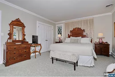 339 Highwood Avenue, Leonia, NJ 07605 - Photo 21