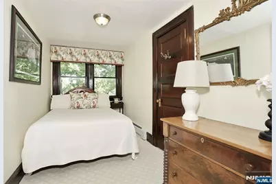 339 Highwood Avenue, Leonia, NJ 07605 - Photo 29