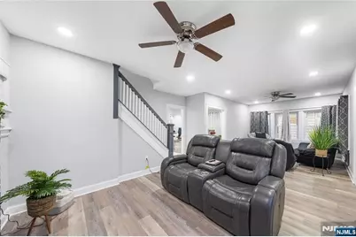 61-63 Keer, Newark, NJ 07112 - Photo 3