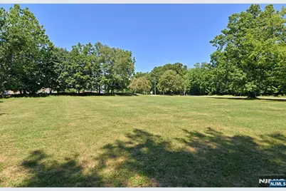60 Sunset Court, Mahwah, NJ 07430 - Photo 25