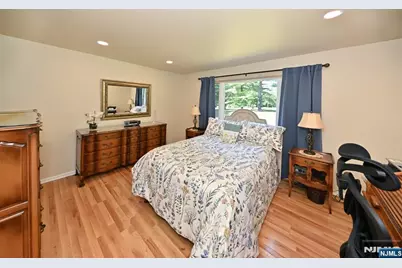 60 Sunset Court, Mahwah, NJ 07430 - Photo 13