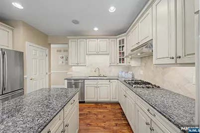 79 S Mackenzie Lane, Denville, NJ 07834 - Photo 13