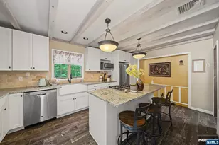 16 Weir Pl, Ringwood, NJ 07456 - Photo 11
