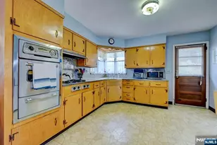 176 Pompton Rd, Haledon, NJ 07508 - Photo 17
