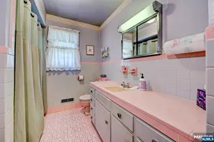 176 Pompton Rd, Haledon, NJ 07508 - Photo 23