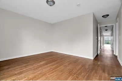 533 S 10th Street, Newark, NJ 07103 - Photo 17