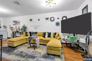 533 S 10th St, Newark, NJ 07103 - Photo 37