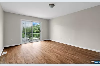 533 S 10th Street, Newark, NJ 07103 - Photo 15
