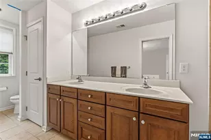 18 Bahr Cir, Verona, NJ 07044 - Photo 19