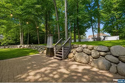 8 Bayard Lane, Mahwah, NJ 07430 - Photo 39