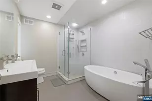 8 Bayard Ln, Mahwah, NJ 07430 - Photo 29