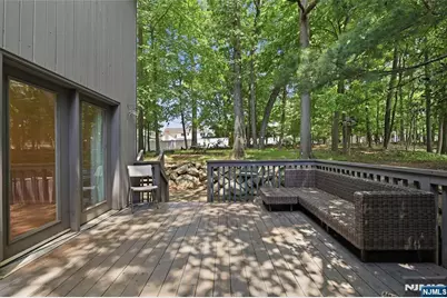 8 Bayard Lane, Mahwah, NJ 07430 - Photo 37