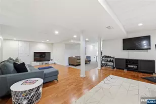 8 Bayard Ln, Mahwah, NJ 07430 - Photo 35