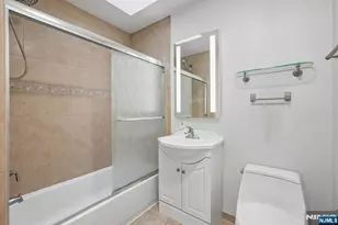 925 Main Street 10, Hackensack, NJ 07601 - Photo 23