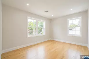 584 Plymouth Rd, Hillside, NJ 07205 - Photo 13