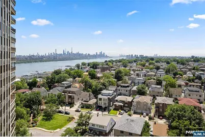 200 Winston Drive 1518 #1518, Cliffside Park, NJ 07010 - Photo 17