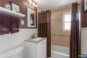 484 Crestwood Ave 34, Hackensack, NJ 07601 - Photo 15