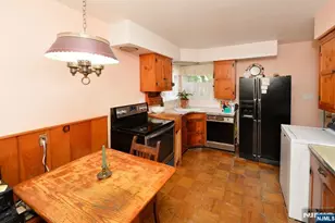 6 Central Ave, Demarest, NJ 07627 - Photo 7