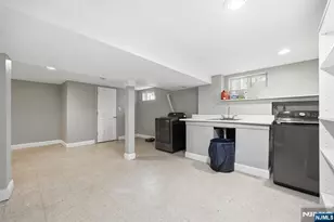 298 Fairway Ave, Belleville, NJ 07109 - Photo 13