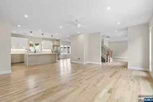 264 Beverly Hills Rd, Fort Lee, NJ 07024 - Photo 17