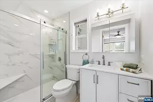 304 Palisade Ave 201, Union City, NJ 07087 - Photo 17