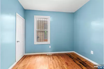 681 11th Street, Newark, NJ 07103 - Photo 5