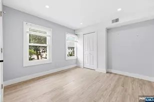 24 Kingsley St, West Orange Township, NJ 07052 - Photo 19