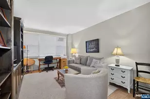2100 Linwood Ave 19B, Fort Lee, NJ 07024 - Photo 9
