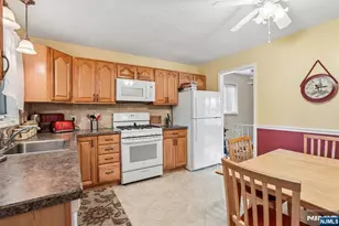 44 Rumana Rd, Wayne, NJ 07470 - Photo 11