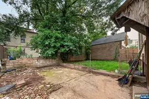 288 Pomona Ave, Newark, NJ 07112 - Photo 17