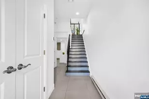 20 Veterans Way, Edgewater, NJ 07020 - Photo 11