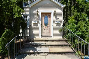 209 Merritt Ave, Bergenfield, NJ 07621 - Photo 3
