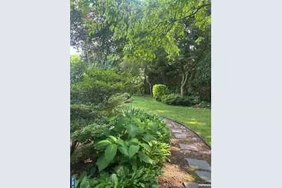 794 Arbor Road, Paramus, NJ 07652 - Photo 3