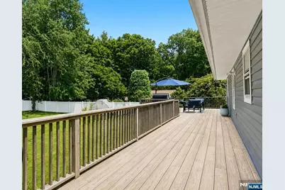54 Davenport Avenue, Roseland, NJ 07068 - Photo 39