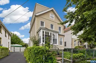 98 Forest St, Montclair, NJ 07042 - Photo 23