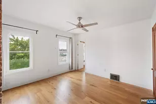 98 Forest St, Montclair, NJ 07042 - Photo 11