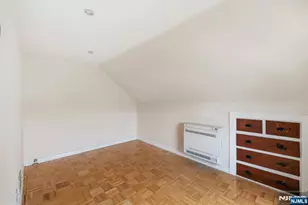98 Forest St, Montclair, NJ 07042 - Photo 17