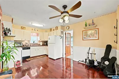 15 York Road, North Arlington, NJ 07031 - Photo 9