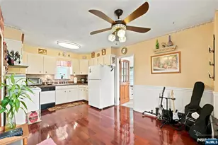 15 York Rd, North Arlington, NJ 07031 - Photo 9