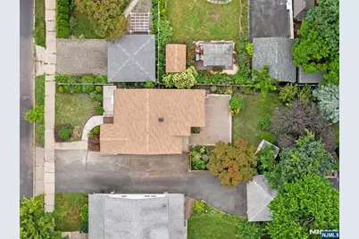 27 Kenter Place, Clifton, NJ 07012 - Photo 33