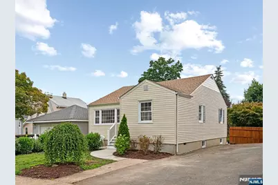 27 Kenter Place, Clifton, NJ 07012 - Photo 3