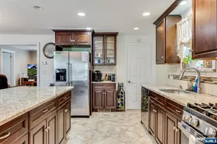 23 Bolten Pl, Bloomfield, NJ 07003 - Photo 11