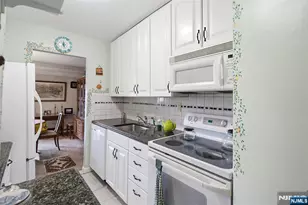 125 Prospect Ave 8C, Hackensack, NJ 07601 - Photo 13
