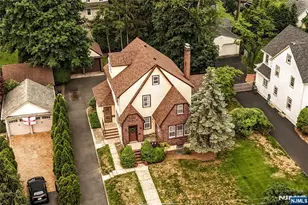 255 Pearsall Ave, Ridgewood, NJ 07450 - Photo 35