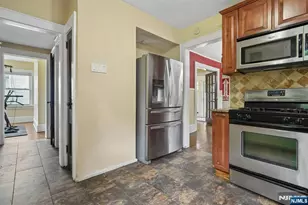 585 Ridge St, Newark, NJ 07104 - Photo 13