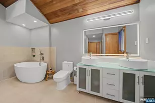 4 Sky Top Dr, Denville, NJ 07834 - Photo 33