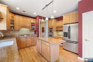 5 Sun Valley Way, Washington Township, NJ 07853 - Photo 7